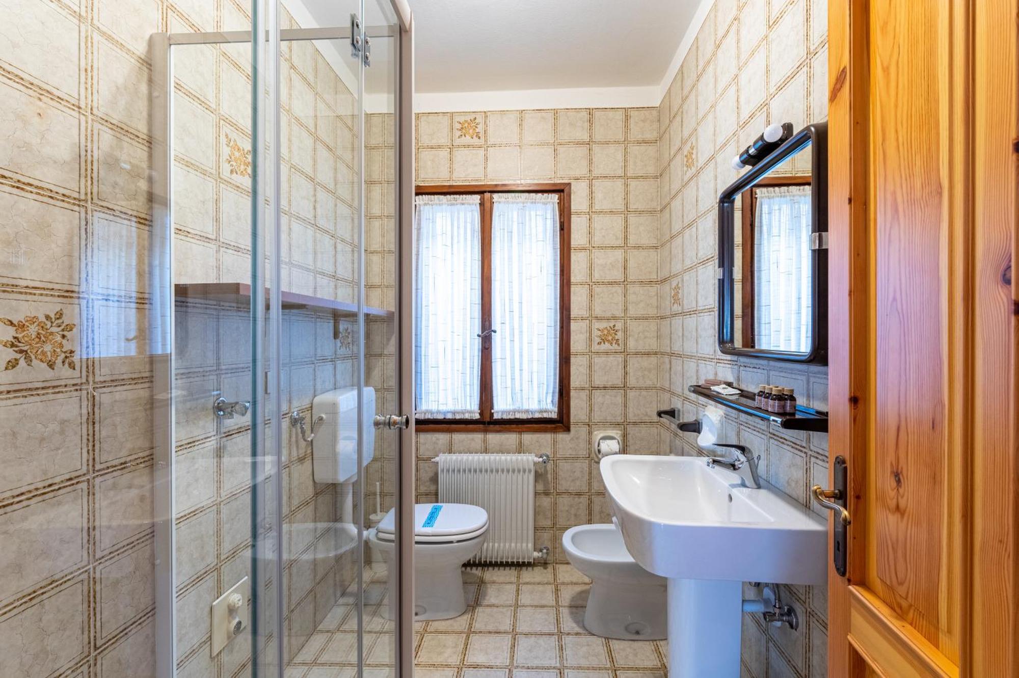 Albergo Diffuso Равасклетто Екстер'єр фото